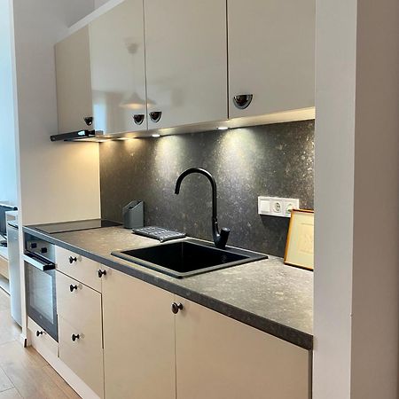 Mycampus Unwe Studentski Mountain Views Modern Kitchen Equipment София Екстериор снимка