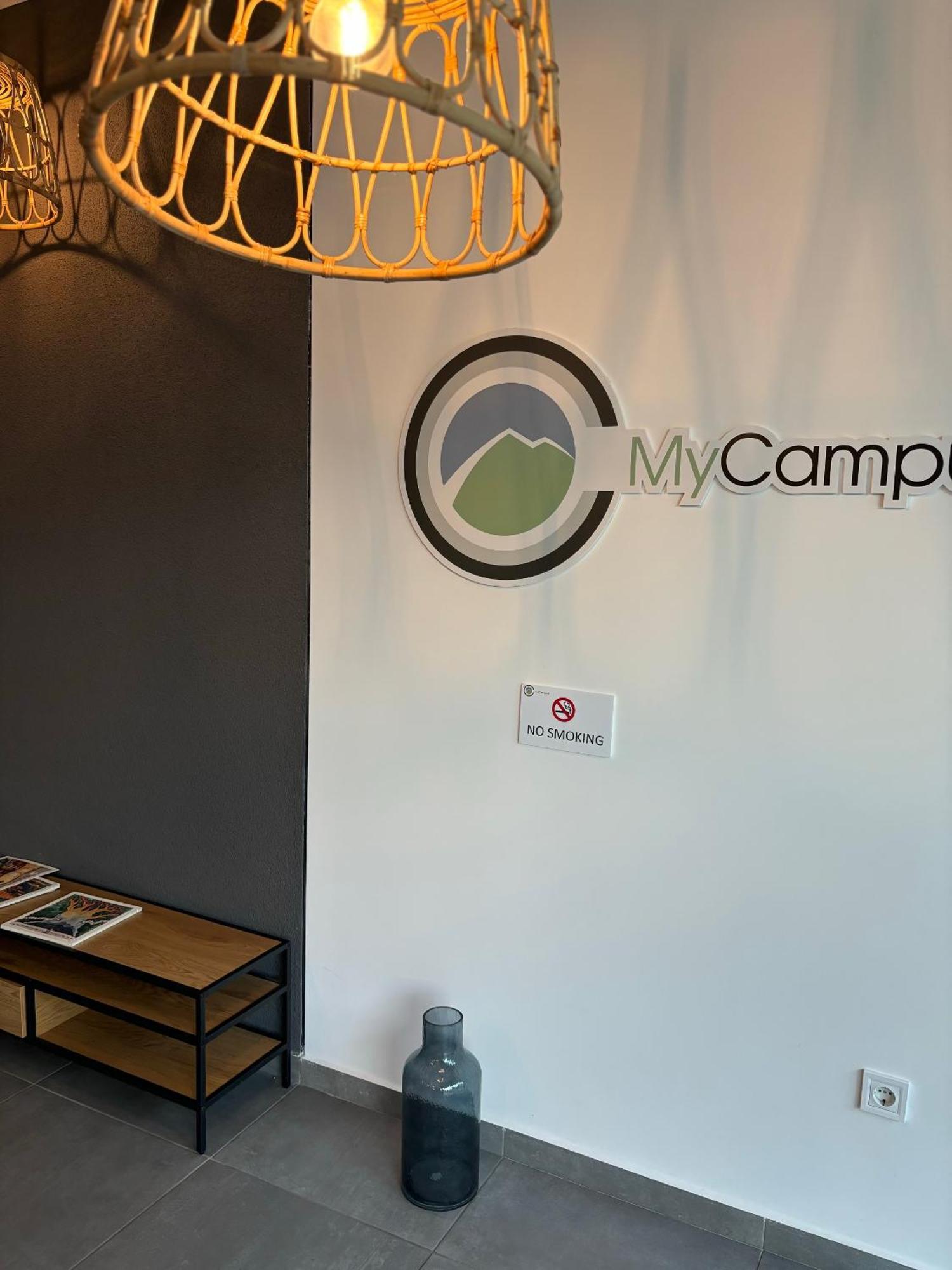 Mycampus Unwe Studentski Mountain Views Modern Kitchen Equipment София Екстериор снимка